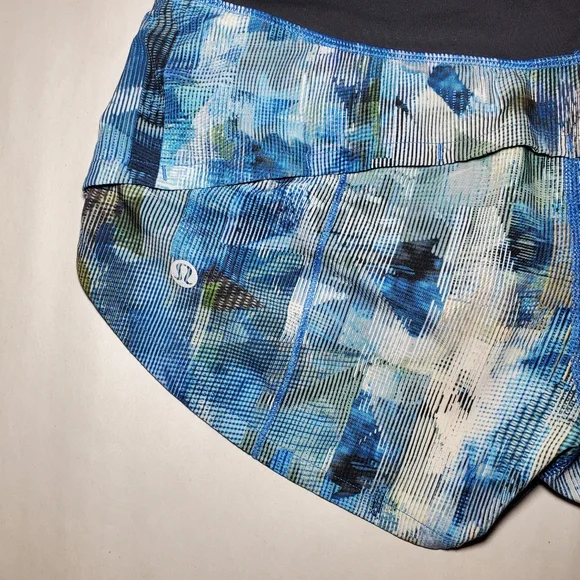 Lululemon Speed Up Short 2.5 Size 2 - Picture 6 of 11